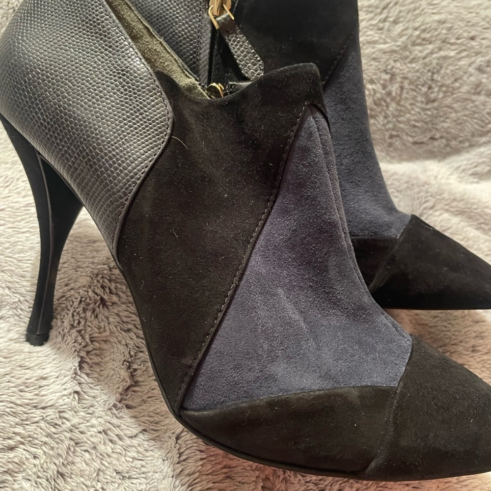Pre-Loved Tory Burch Black and Gray Heeled Boots ready to ship